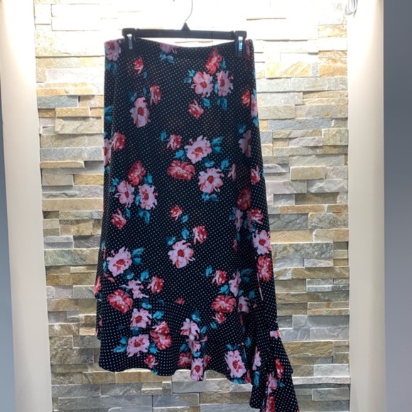 Bobeau Asymmetrical Ruffle Hem Midi Skirt - Picture 3 of 5